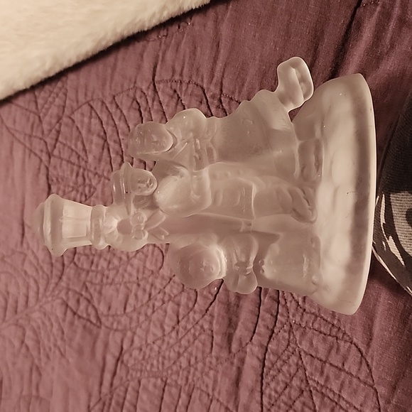 VINTAGE CHRISTMAS TEALIGHT CANDLE HOLDER - Picture 2 of 6